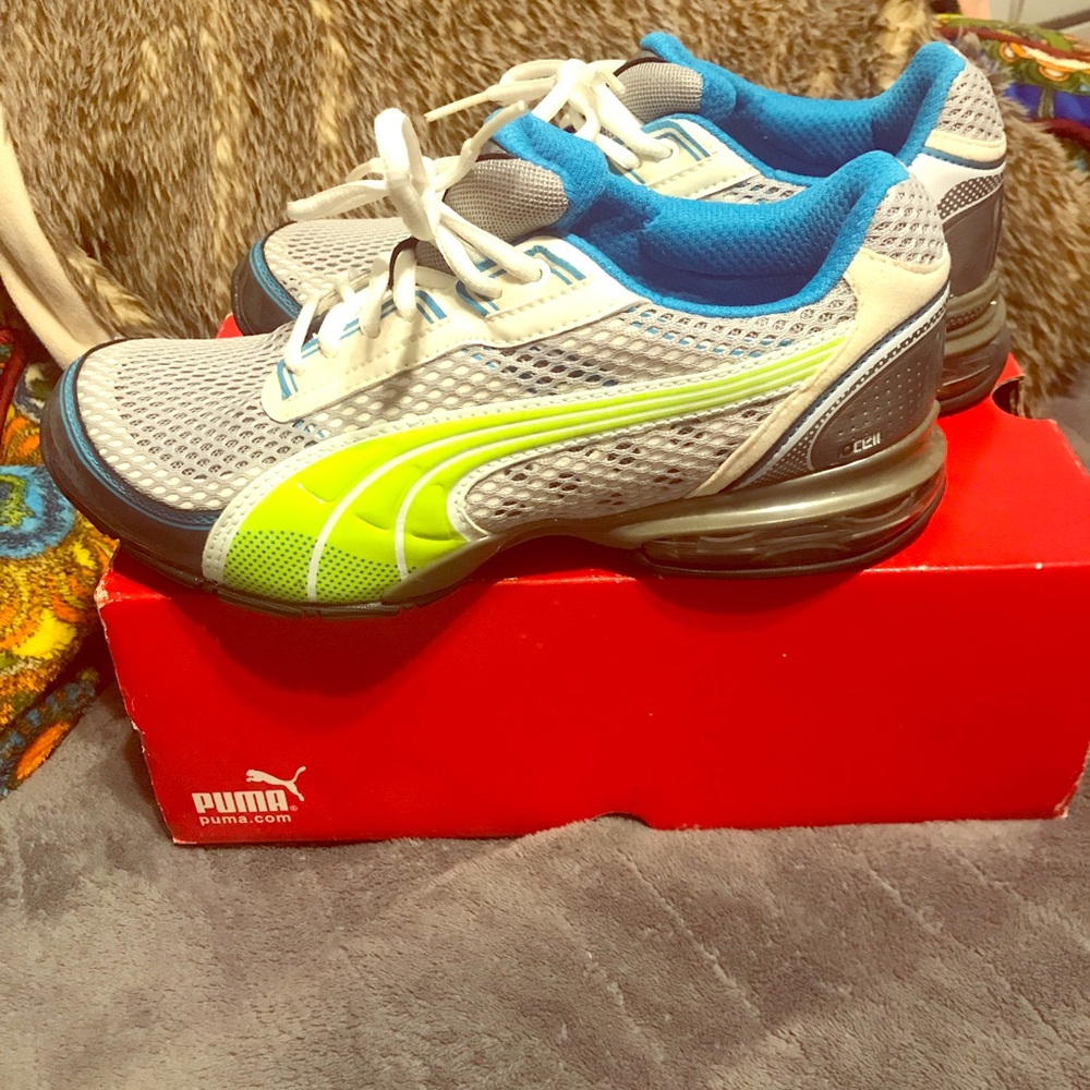 Puma Tennis shoes!
